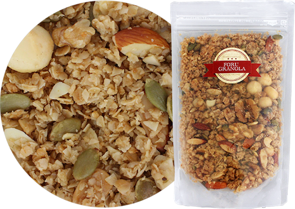 たっぷりナッツのグラノーラ